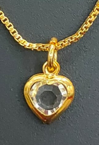 Gold plated chain and white stone pendant itspn03