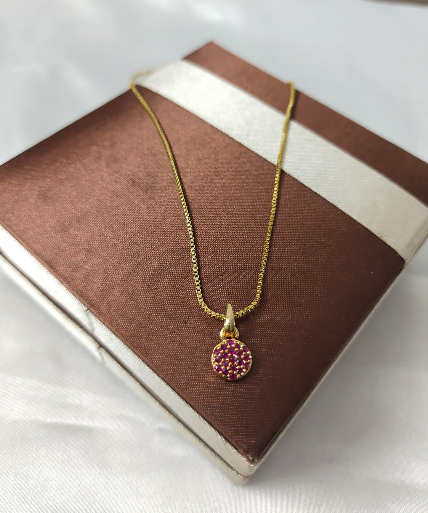 Itscustommade Gold Plated Chain With Small stone pendant