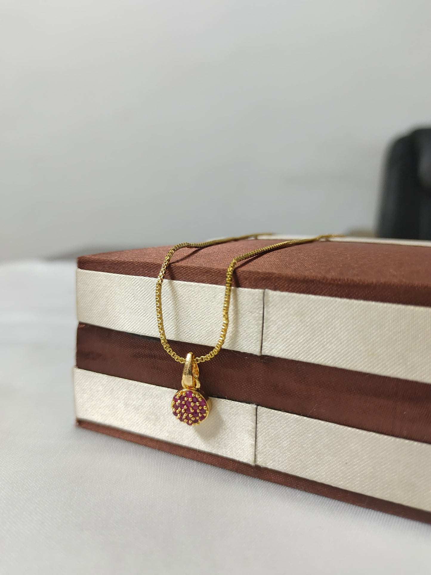 Itscustommade Gold Plated Chain With Small stone pendant