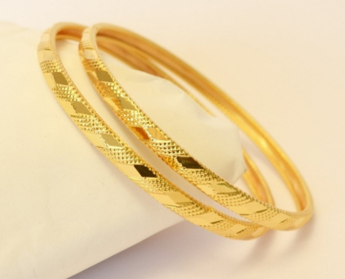 Itscustommade Gold plated bangle set ITSTAM01