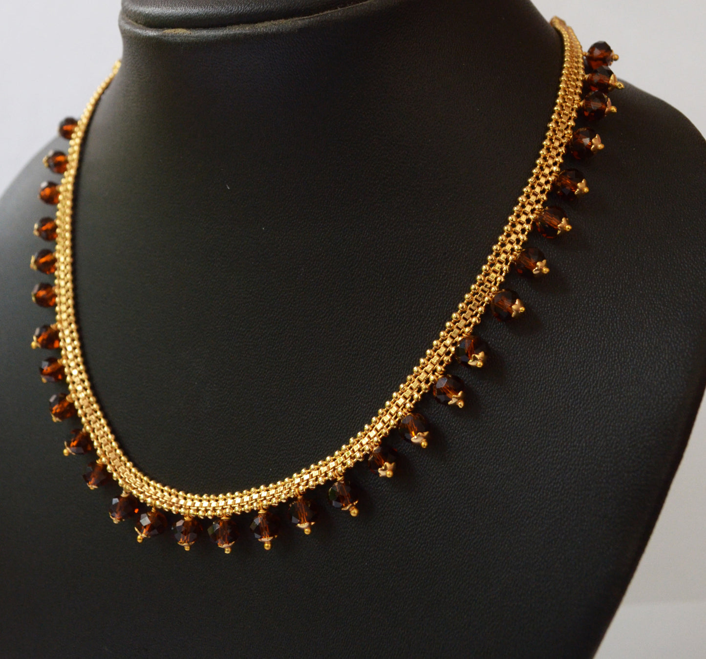 Maroon Beaded Necklace - by Shrayathi
