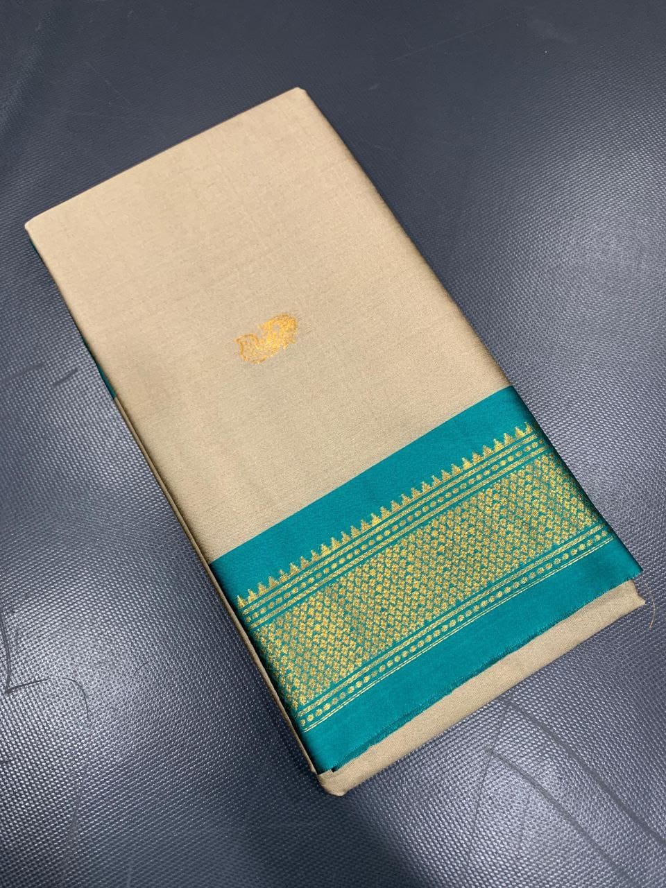 Cotton Silk gold weaving border with contrast blouse