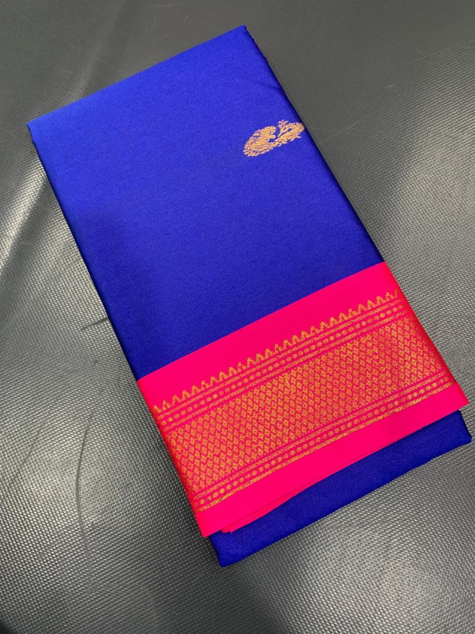 Cotton Silk gold weaving border with contrast blouse