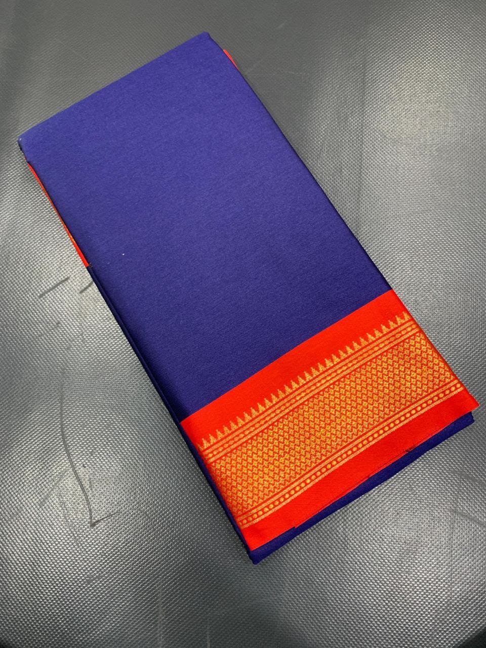 Cotton Silk gold weaving border with contrast blouse